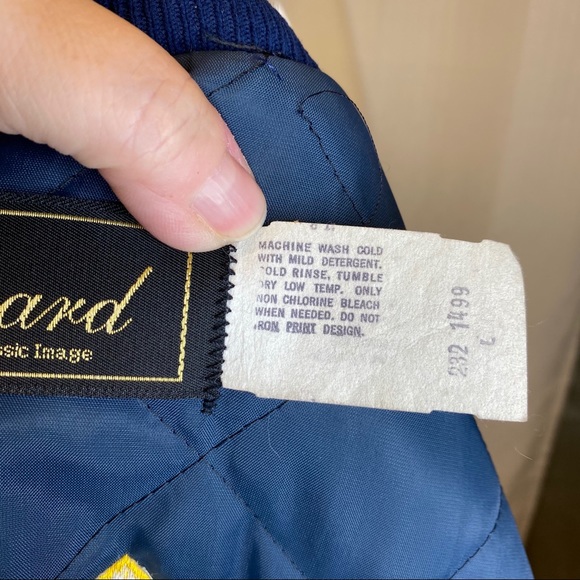 Girard quilted vintage style baseball jacket. - Picture 10 of 11